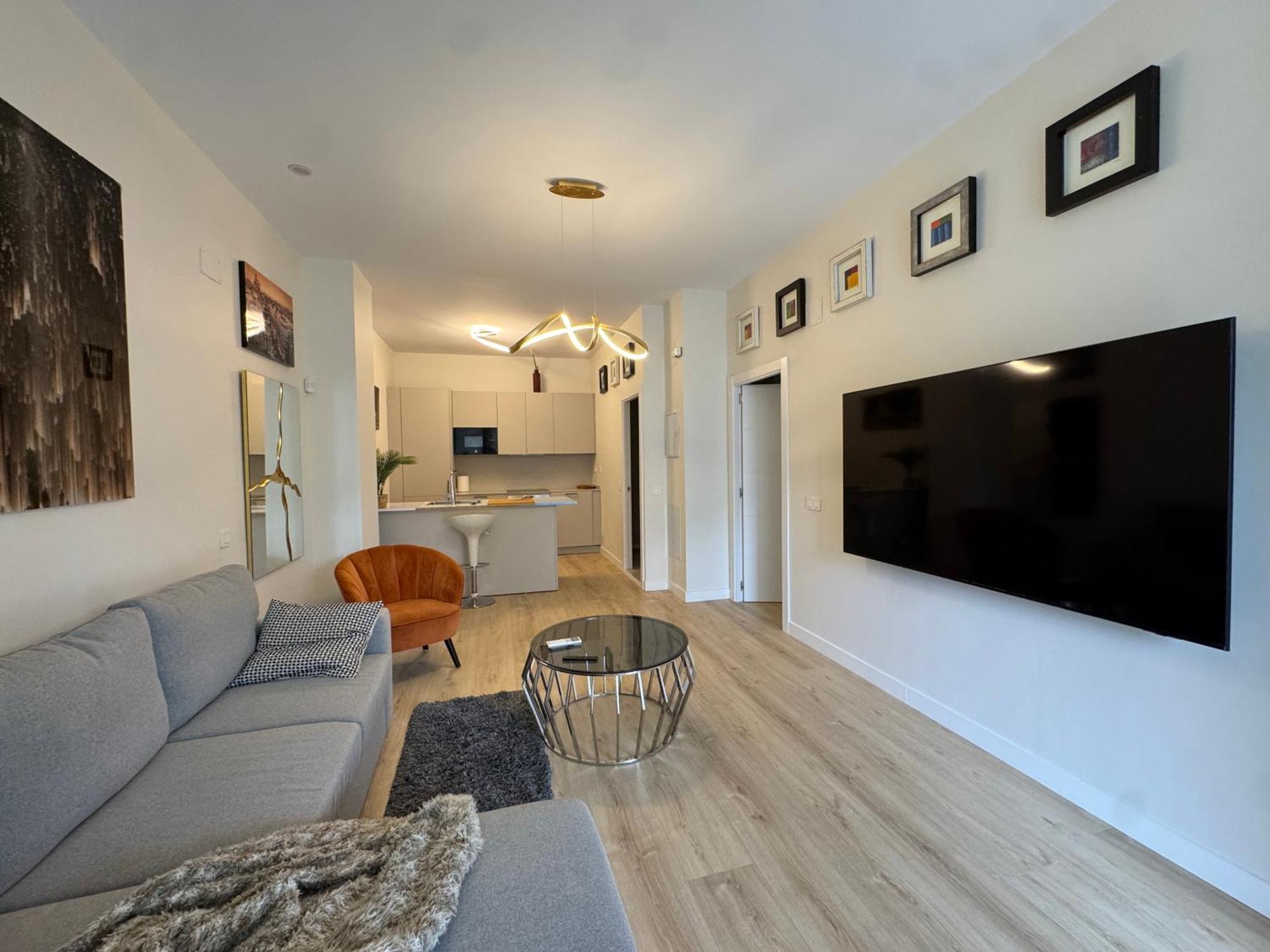 Appartement Gold Aparment Wifi Ac Services E1